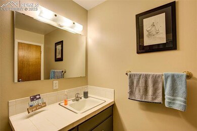 Upper Level Full Bath (Updated)