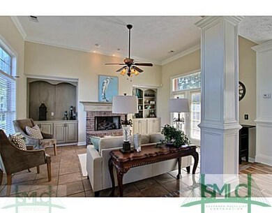 Den/Family/Great Room. GAS FIREPLACE