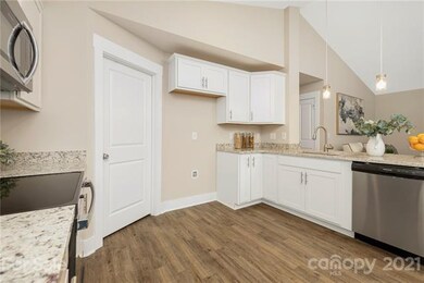 930 Winston Ave, Statesville, NC 28677 - photo 7