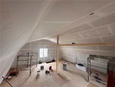 11 Clyde St, Ellwood City, PA 16117 - photo 5