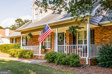 184 Wildflower Dr, Social Circle, GA 30025 - photo 3