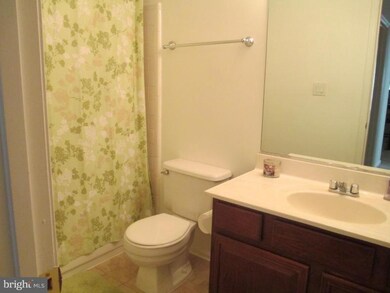 11978 Cardamom Dr unit 11978, Woodbridge, VA 22192 - photo 6