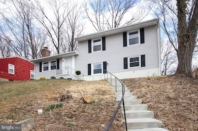 8727 Oakleigh Rd, Parkville, MD 21234 - photo 2