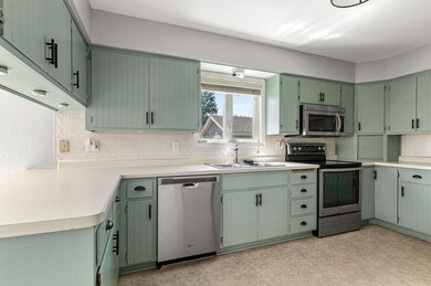 105 Summer St S, Pierz, MN 56364 - photo 4