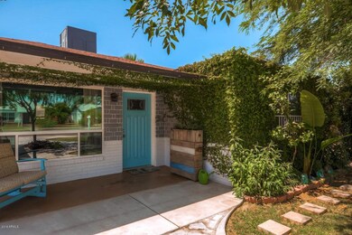 1221 E Almeria Rd Phoenix AZ-large-004-1