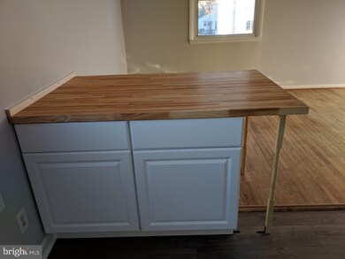 1042 Lincoln Ave, Atco, NJ 08004 - photo 3