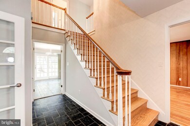 13815 N Gate Ln, Silver Spring, MD 20906 - photo 4