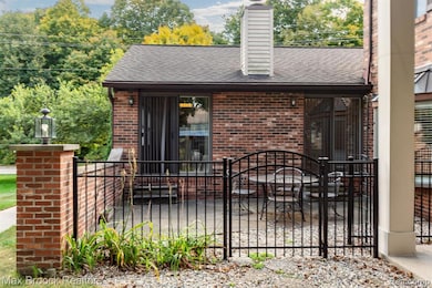 unlisted-address, Rochester Hills, MI 48307 - photo 4