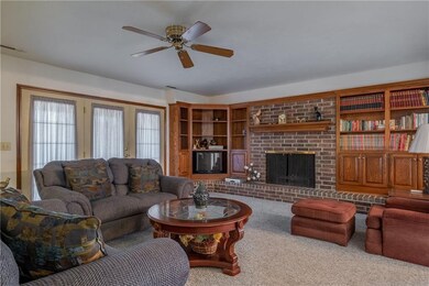 108 Kimberling Dr-Living room with extensive built