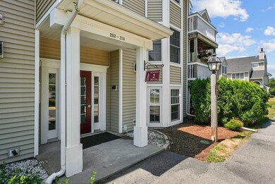 204 Carriage Ln 59 Linden unit 204, Taunton, MA 02780 - photo 4