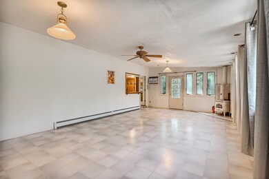 392 Wilsons Crossing Rd, Auburn, NH 03032 - photo 6