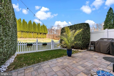 47 Wellington Rd, Newtown, PA 18940 - photo 2