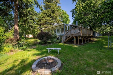 So much room with a double lot.