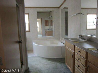 80 Doe Ln, Berkeley Springs, WV 25411 - photo 7