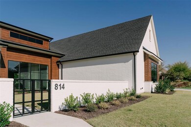 814 Marie Dr, Colleyville, TX 76034 - photo 2
