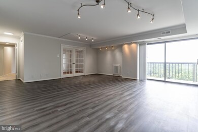 Lakeside Plaza Condominium unit 1223, Baileys Crossroads, VA 22041 - photo 5