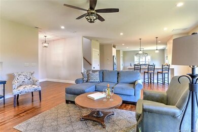 235 Erwin Hills Rd, Asheville, NC 28806 - photo 4