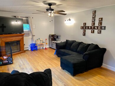 31 Blake St, Newport, VT 05855 - photo 5