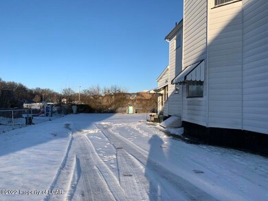 29 Dagobert St, Wilkes Barre, PA 18702 - photo 2
