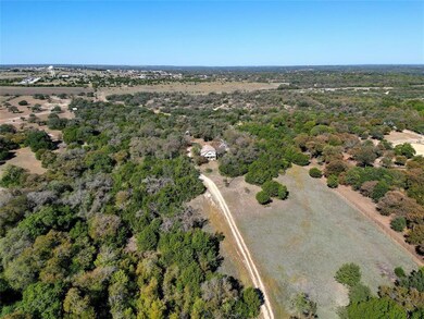 125 Thomas Len Rd, Azle, TX 76020 - photo 3