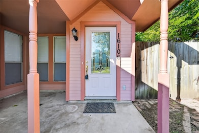 16106 Barbarossa Dr, Houston, TX 77083 - photo 4