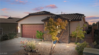 2079 Port Royal Dr, Laughlin, NV 89029 - photo 2