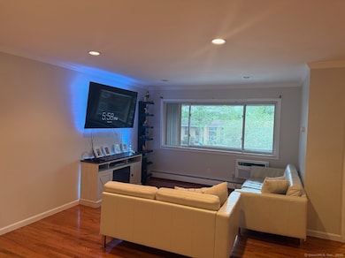 333 Vincellette St unit 109, Bridgeport, CT 06606 - photo 5