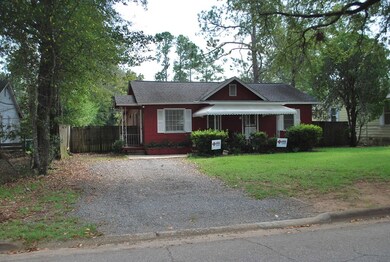 1608 Avalon Ave, Albany, GA 31707 - photo 2