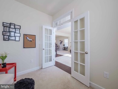 45186 Woodhaven Dr, California, MD 20619 - photo 6