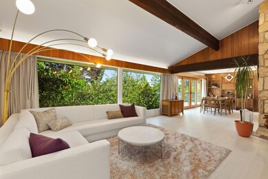 1090 NE Savage St, Grants Pass, OR 97526 - photo 6