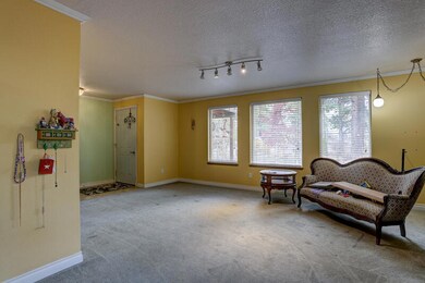 19455 Apache Road-2