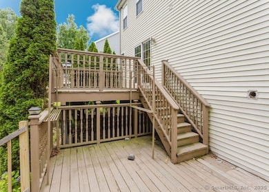 32 Marshall Ave, Trumbull, CT 06611 - photo 4