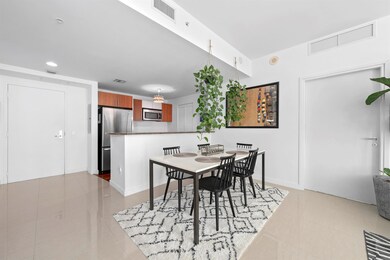 Met One unit T3604, Miami, FL 33131 - photo 4