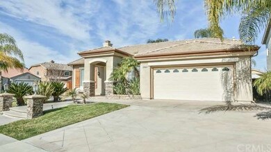 Large driveway and 2 car garage