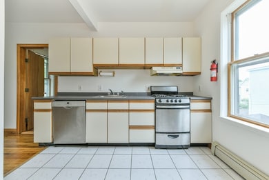 48 Pearl St unit 2, Somerville, MA 02145 - photo 3