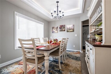 5616 Poplar Woods Ct, Columbus, IN 47203 - photo 4