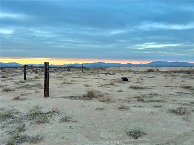 36352 Rodeo Rd, Lucerne Valley, CA 92356 - photo 3
