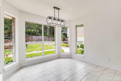 717 Tara Rd, Cantonment, FL 32533 - photo 6