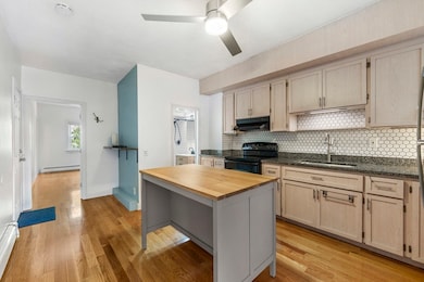 281 Chelsea St unit 2, Boston, MA 02128 - photo 4