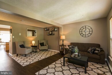 17 Milkwood Ct, Owings Mills, MD 21117 - photo 4