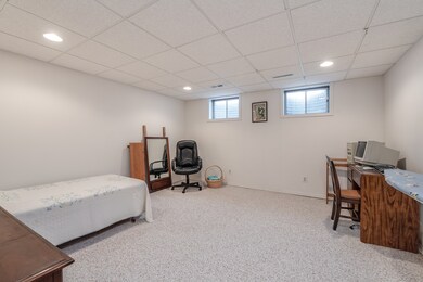 34 Chippewa Dr, Oswego, IL 60543 - photo 2