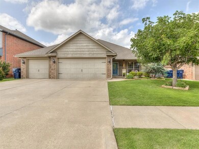 2409 NW 174th St, Edmond, OK 73012 - photo 2