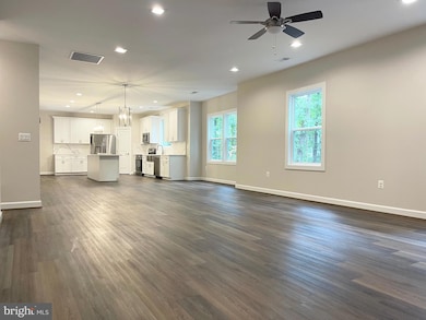 313 Edgehill Dr, Locust Grove, VA 22508 - photo 7