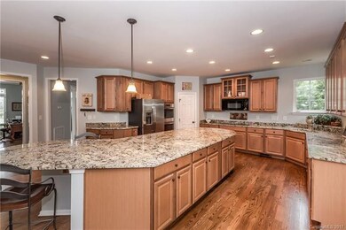 Brand new granite in Kitchen and Butlers pantry
