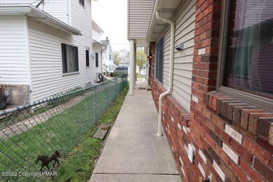 314 N 3rd St, Lehighton, PA 18235 - photo 3