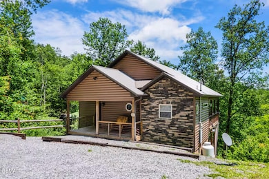 3139 Sourwood Way, Sevierville, TN 37862 - photo 2