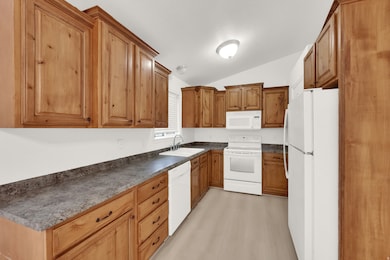 11856 S Coles Camp Cir, Herriman, UT 84096 - photo 6