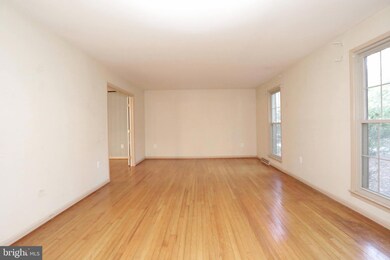 4855 Spalding Dr, La Plata, MD 20646 - photo 6