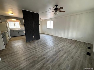 10055 E Woods Rd, Franklin Township, MI 48030 - photo 6