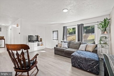 3647 Tripoli Ct, Dumfries, VA 22026 - photo 4